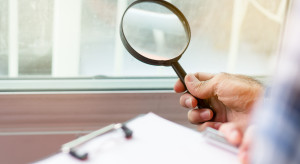 Od 22 czerwca inspektorzy PIP w pełnym zakresie powrócą do wykonywania swoich zadań (Fot. Shutterstock.com) Ruszają kontrole Państwowej Inspekcji Pracy