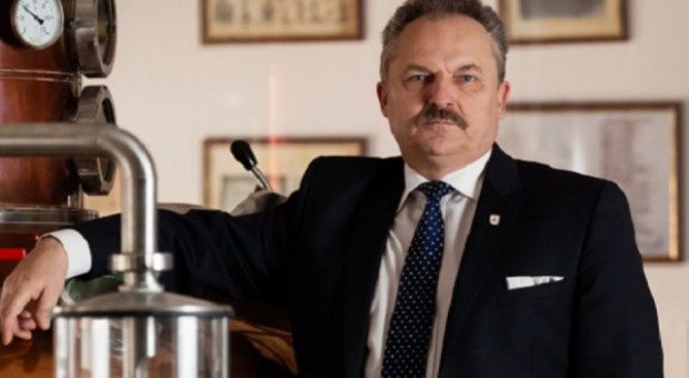 Kandydat na prezydenta Warszawy chce, by młodzież uczyła się gwary (fot. Browary Regionalne Jakubiak) Marek Jakubiak chce, aby uczniowie mieli w szkołach zajęcia z gwary warszawskiej