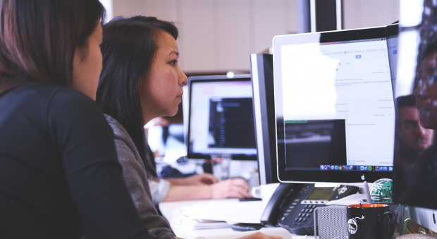 "Program "Hub of Talents 2" wychodzi na przeciw wszystkim tym, którzy marzą o własnej firmie, jednak brakuje im wsparcia merytorycznego i finansowego" fot. Pixabay Młodzi ludzie z innowacyjnymi pomysłami na biznes poszukiwani