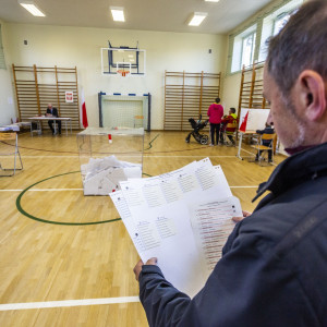 Ile będziemy zarabiać po wyborach. Zobacz, co obiecują partie