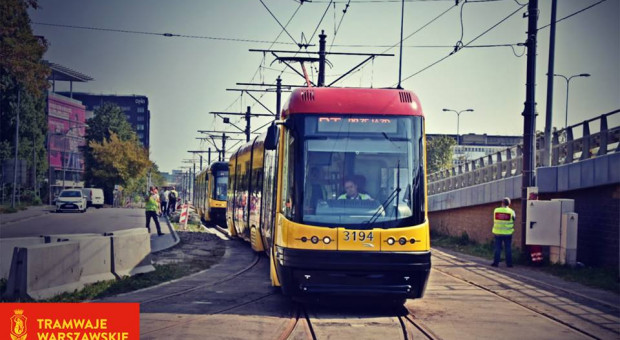 Zgłoszenia na kurs motorniczego przyjmowane są do 11 listopada. (fot.Facebook/Tramwaje Warszawskie) Tramwaje Warszawskie rekrutują. W wymaganiach m.in. podany wzrost i waga pracownika