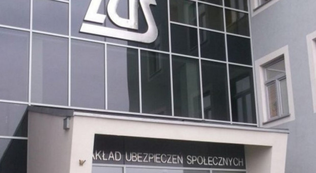 Opolski ZUS oferuje darmowe szkolenia dla wszystkich placówek służby zdrowia, które chcą wyznaczyć asystentów medycznych. (fot. mat. pras.) W Opolu ZUS przeszkoli jednostki chcące wyznaczyć asystentów medycznych