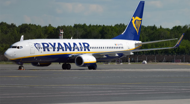 Ryanair zwolnił pracowników, którzy spali na podłodze w Hiszpanii