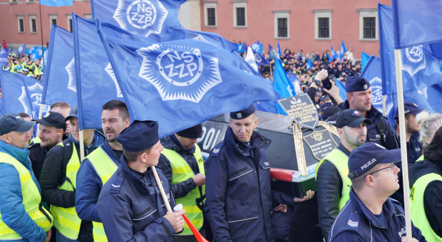 Przed spotkaniem w MSWiA przewodniczący Zarządu Głównego NSZZ Policjantów Rafał Jankowski powiedział , że związkowcy chcą rozmawiać z resortem do skutku (fot. Shutterstock.com) NSZZ Policjantów: Widzimy dobrą wolę resortu