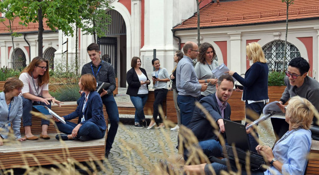 Zatrudnienie w stolicy Wielkopolski znajdą również osoby, które chcą zadbać o porządek i bezpieczeństwo poznaniaków. Na strażników miejskich czeka aż 15 wolnych etatów. (fot. UM Poznań) Urząd Miasta Poznania i miejskie jednostki szukają pracowników
