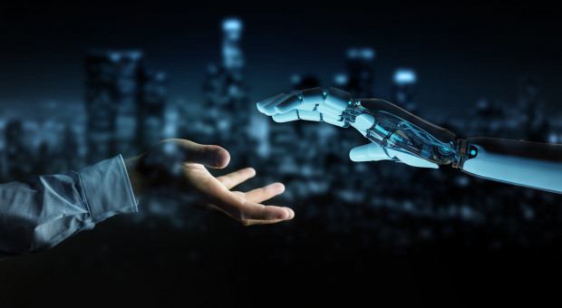 Bonifacy szybciej od ludzi przeprowadza rekrutację i skraca proces o jedną trzecią. (fot. materiały prasowe) Tego jeszcze nie było. Antal uruchamia Agencję Pracy Robotów