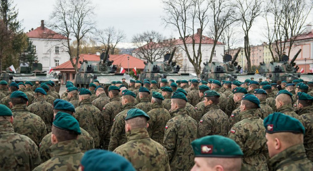 Głodówka Stefana trwała ponad trzy tygodnie. (fot.mon.gov.pl) Głodówką w niskie wynagrodzenia. Pracownik wojska przerywa protest