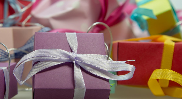 Polacy nie tyle zadłużają się na święta, co przede wszystkim korzystają z licznych przedświątecznych promocji oferowanych przez handlowców. fot. Pixabay Święta na kredyt. Polacy zadłużają się na potęgę