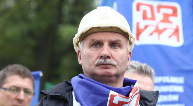 Władze kopalni przekazały w piątek rano, że ze względu na duże stężenie metanu akcja ratownicza została tymczasowo przerwana. (fot. PTWP) Po tragedii w Karwinie OPZZ przypomina, że bezpieczeństwo górników to priorytet