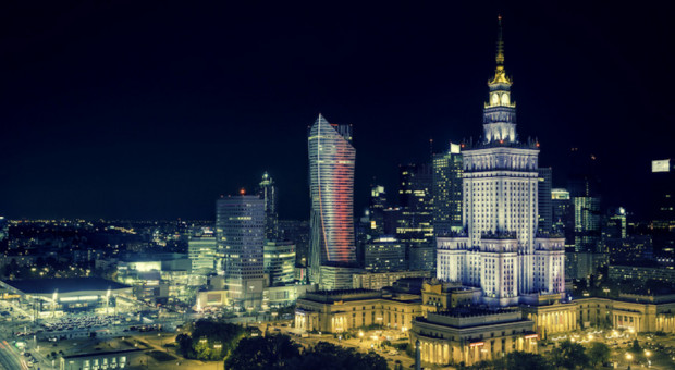 fot.shutterstock Więcej miejsc pracy po prawej stronie Warszawy?
