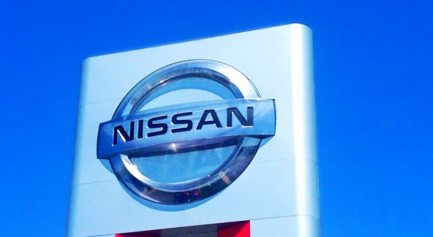 Nissan jest w trudnej sytuacji wizerunkowej (fot. Mike Mozart/flickr.com/CC BY 2.0) Nissan zwolni 700 pracowników składających vany w USA