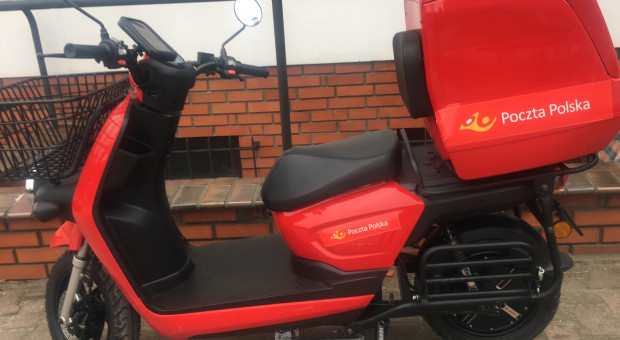 (Fot. mat. pras.) Poczta Polska chce ułatwić pracę listonoszy. Testuje rowery i skutery