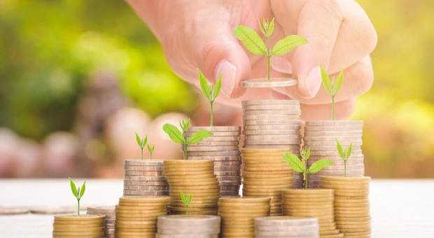 Ogromnym wyzwaniem jest obecnie rynek pracy, ponieważ już 75 proc. przedsiębiorców ma problem z pozyskaniem pracowników. (Fot. Shutterstock) BCC: Kwitnąca gospodarka to efekt pracowitości przedsiębiorców