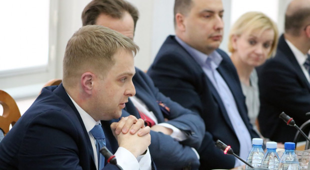 W skład zespołu weszło 12 naukowców i przedstawicieli środowiska akademickiego (fot. Ministerstwo Nauki/Twitter) Powołano zespół ds. monitorowania wdrażania reform uczelni