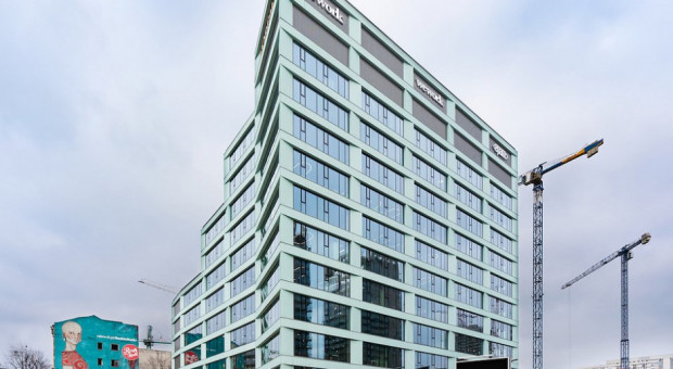 Dotychczas firma WeWork otworzyła 2 lokalizacje w Warszawie włącznie z Browarami Warszawskimi. (Fot. propertynews.pl) Coworking kwitnie w stolicy. WeWork otwiera kolejne biura