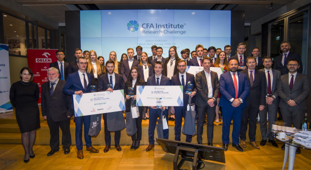 PKN Orlen jest partnerem krajowej edycji projektu (fot.PKN Orlen) Uniwersytet Ekonomiczny we Wrocławiu i SGH w europejskim finale CFA Institute Research Challenge