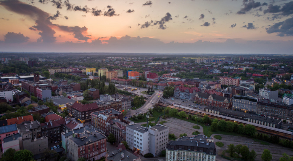 Łączna wartość deklarowanych tam przez firmy inwestycji to znacznie ponad 300 mln zł, a łączna liczba tworzonych miejsc pracy - powyżej 500. (fot.shutterstock.com) 500 nowych miejsc pracy w Zabrzu. Miasto chwiali się kolejnymi inwestorami