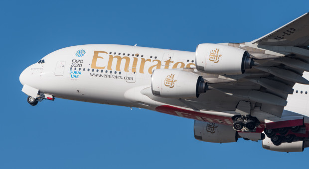 Najwięcej Airbusów A380 lata w liniach Emirates (fot. Julian Herzog/wikimedia.org/CC) Koniec produkcji Airbusa A380 zmusi pracowników do relokacji