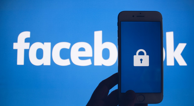 Przedstawiciele Facebooka zapewnili, że współpracują z władzami w ramach wielu różnych dochodzeń. fot. Stock Catalog/FLickr, licencja CC BY 2.0 Rusza śledztwo ws. handlu Facebooka danymi użytkowników