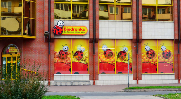 Pracownicy mają kilka zarzutów co do działania sieci marketów, która zatrudnia przeszło 65 tysięcy pracowników. (Fot. Shutterstock) Referendum strajkowe w Biedronce potrwa do końca września