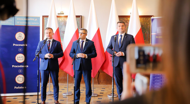 O idei Pracowniczych Planów Kapitałowych przedstawiciele Polskiego Funduszu Rozwoju rozmawiają z pracodawcami (fot. Urząd wojewódzki w Katowicach) O PPK z pracodawcami: to przede wszystkim bezpieczeństwo finansowe pracowników