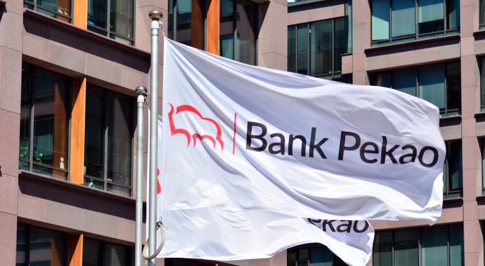 W 2018 roku liczba etatów w sektorze spadła o 2,9 tys. (fot.shutterstock.com) Sektor bankowy planuje zwolnienia. I to znaczne