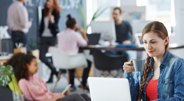 Praktyki będą trwały dwa miesiące – lipiec i sierpień. (fot.shutterstock.com) Provident Polska rusza z płatnymi praktykami. Rekrutacja trwa