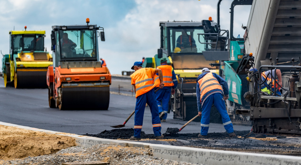Problem braku pracowników ogranicza rozwój firm budowlanych (fot.shutterstock) Wszyscy Ukraińcy nie wyjadą. Prezes Erbudu jest spokojny