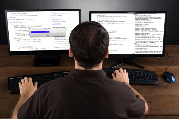 Największy i najszybszy wzrost dotyczy płac programistów. (Fot. Shutterstock)