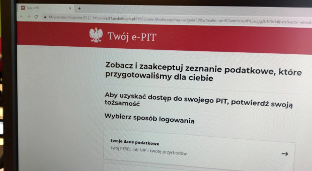 Polacy przekonali się do systemu e-pit