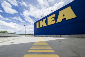 Kolejny głos krytykujący działania IKEA