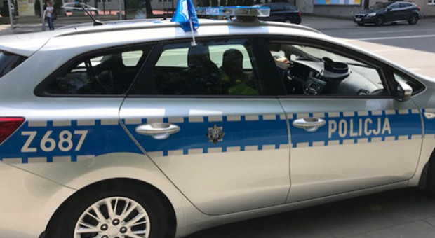Emerytura przysługuje funkcjonariuszom, którzy w dniu zwolnienia mają ukończone 55 lat i odsłużyli co najmniej 25 lat. fot. nszzp.pl Rząd zajmie się przepisami dotyczącymi emerytur funkcjonariuszy służb