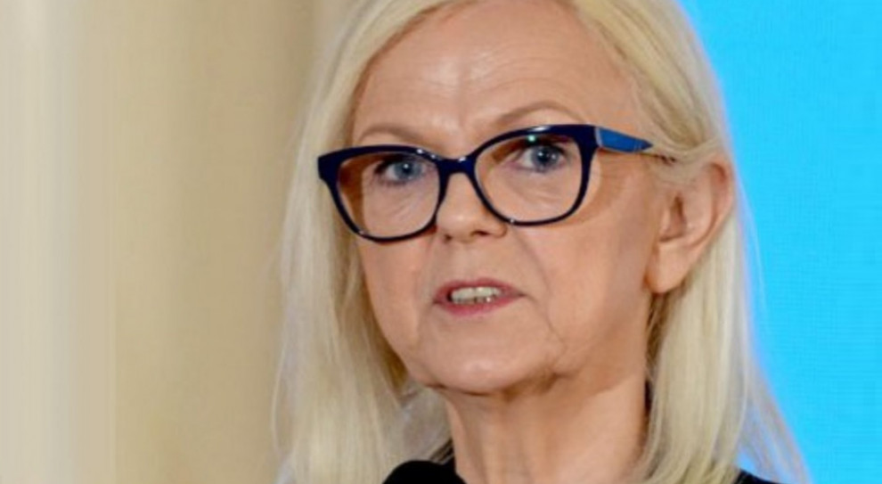 Bożena Borys-Szopa, minister rodziny, pracy i polityki społecznej (fot. twitter.com/BorysSzopa) Borys-Szopa: wyłączenie dodatku stażowego bardziej sprawiedliwe