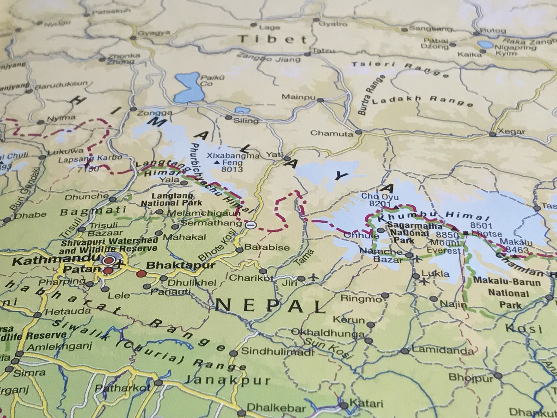 Nepal leży miedzy Indiami i Chinami. Kraj jet górzysty a jego mieszkańcy to 29,3 miliony ludzi. (fot: pixabay.com)