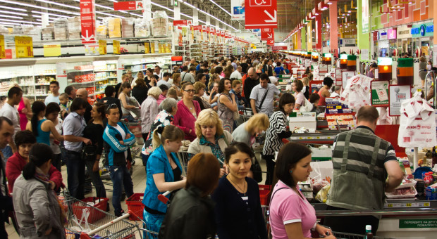 AI ma pomóc w zarządzaniu sklepem. (fot.shutterstock.com) Polska firma opracowała system, który pomoże obsłudze sklepu