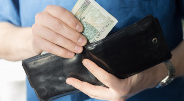W latach 2007-2009 płaca minimalna wzrosła z 936 na 1276 zł, czyli o 36 proc. w ciągu 2 lat. Fot. Shutterstock.com Planowany wzrost płacy minimalnej niższy niż w latach 2007-2009