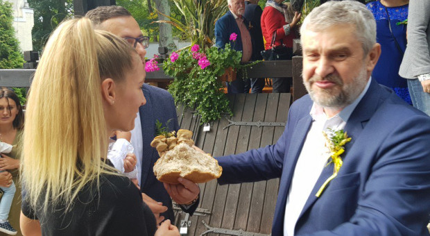 Jan Krzysztof Ardanowski: Polska Grupa Spożywcza zostanie dokapitalizowana przez Skarb Państwa (fot. twitter) Ardanowski: zakończono tworzenie Krajowej Grupy Spożywczej