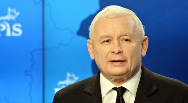 Kaczyński chwali rząd. Niskie bezrobocie, wysoka płaca minimalna