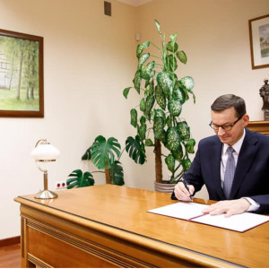 Premier o rekordowo niskiej stopie bezrobocia: We wrześniu najniższa od 30 lat