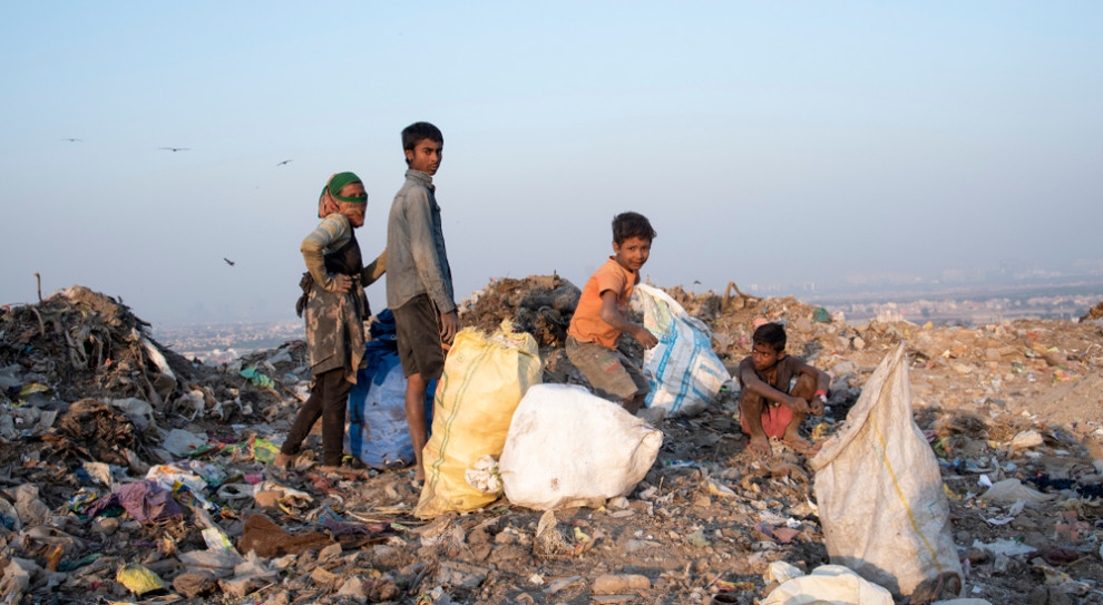 Ekonomicznego Nobla za 2019 rok dostali: Abhijit Banerjee i Esther Duflo oraz Michael Kremer. Fot. shutterstock Prof. Mączyńska: rozwój gospodarczy świata jest uzależniony od ograniczenia biedy