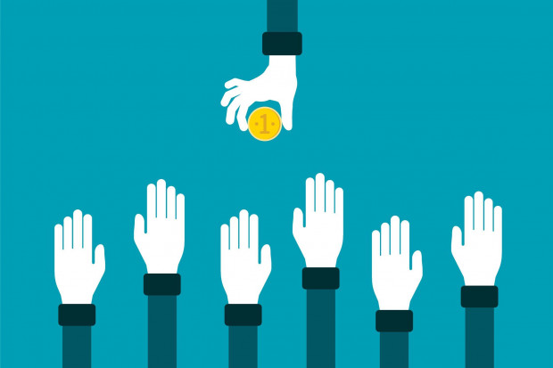 Ministerstwo: Wzrost płacy minimalnej może zachęcić do powrotu na rynek pracy