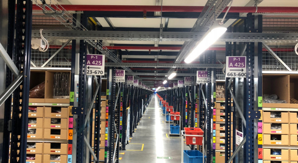 Związkowcy domagają się też zwiększenia liczby dni płatnego urlopu (fot. arch.) Związki zawodowe w Amazonie domagają się zamknięcia magazynów