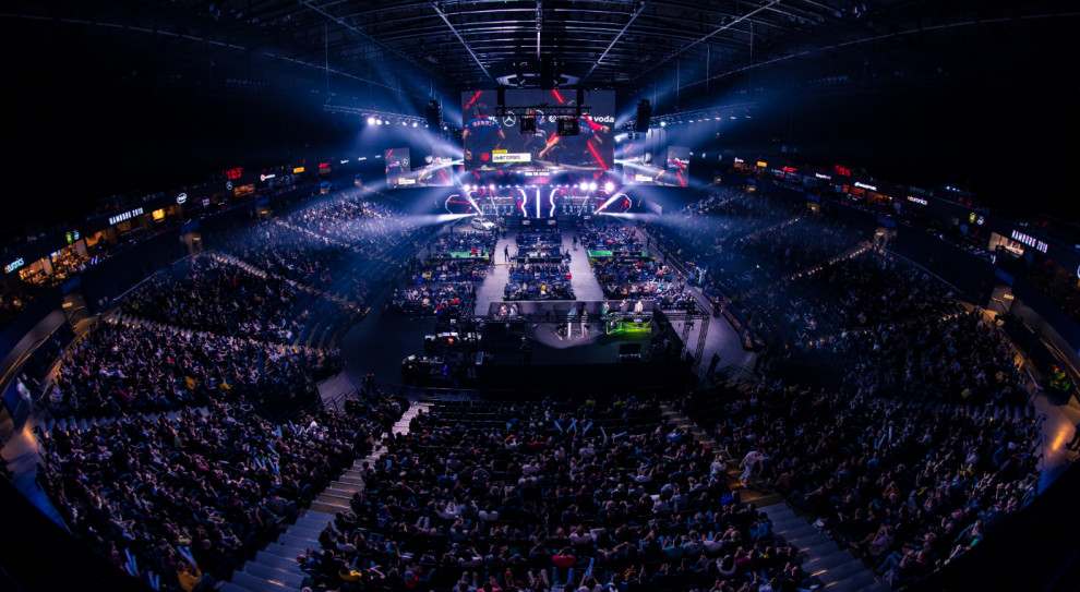 Wydarzenie e-sportowe organizowane przez ESL w Hamburgu. (fot. Bart Oerbekke/materiały prasowe/photos.eslgaming.com) ESL stawia na Niemcy i Polskę. Zwalnia w Hiszpanii i restrukturyzuje inne oddziały