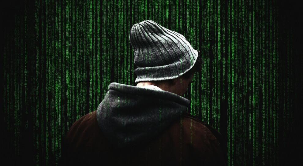 Wraz z rozwojem technologii przybywa cyberzagrożeń (fot. pixabay) Rozwój technologii to nowe cyberzagrożenia. Brak kadr to największe wyzwanie dla IT security