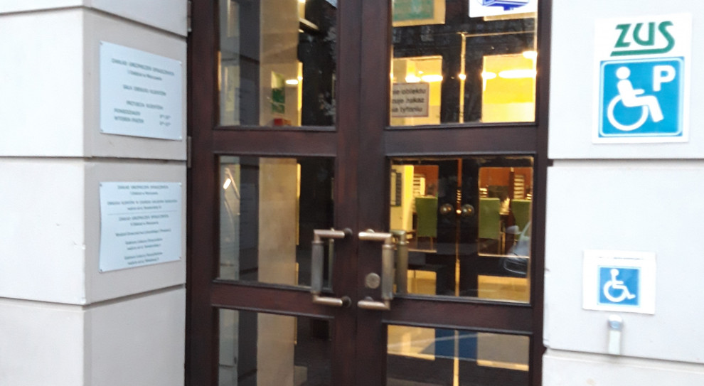 Na załatwienie zgłoszenia zostało juz tylko kilka godzin, ale ryzyko jest niewielkie. (fot. BB) Mały ZUS na pewno do 120 tys. zł przychodu, ale ty to sprawdź