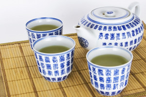 Miłośnicy zielonej herbaty dłużej żyją w zdrowiu