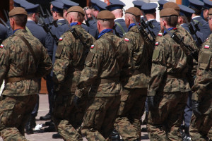 Mariusz Błaszczak: przez ostatnie pięć lat liczba żołnierzy wzrosła o ok. 33 tys.