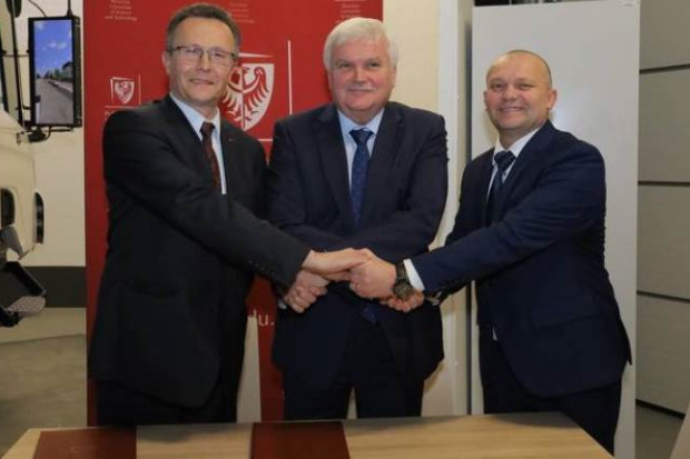 BCC rozpoczyna współpracę z Politechniką Wrocławską