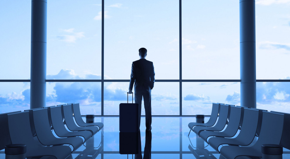 Firmy zawieszają wyjazdy pracowników do Chin (fot. shutterstock) Firmy ograniczają delegacje do Chin. Boją się koronawirusa
