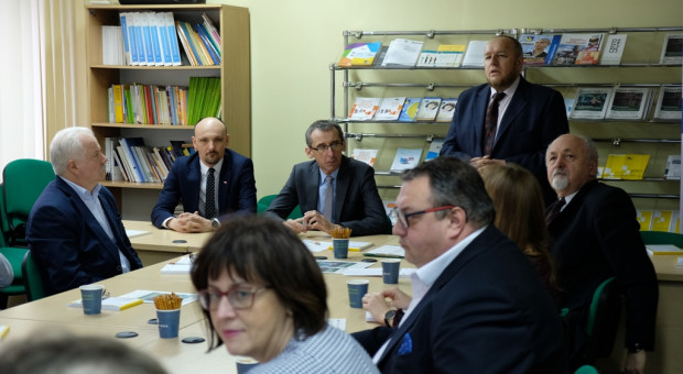 Spotkanie odbyło się w częstochowskim Oddziale Zamiejscowym Wojewódzkiego Urzędu Pracy w Katowicach (Fot. WUP Katowice W Jurajskim Agro Fresh Parku zatrudnienie może znaleźć ponad 400 osób